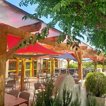 Logis Restaurant Le Clos Saint Loup 2* Bram