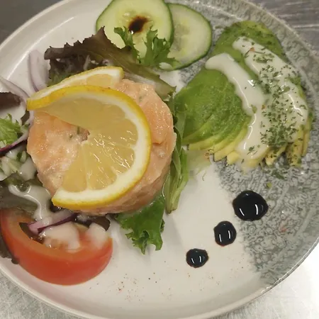 Logis Restaurant Le Clos Saint Loup ホテル