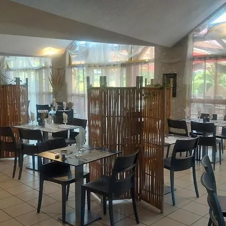 Logis Restaurant Le Clos Saint Loup 2*