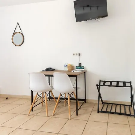 Ξενοδοχείο Logis Restaurant Le Clos Saint Loup