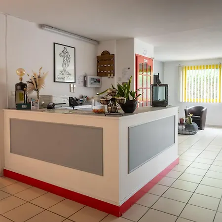 Logis Restaurant Le Clos Saint Loup Hotel 2*